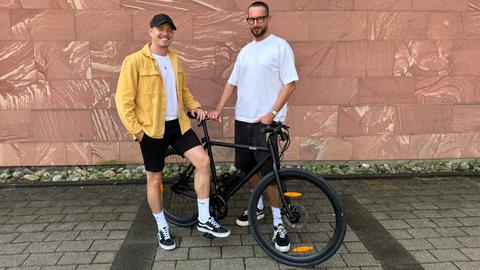 E-Bike mit Benne und Timo